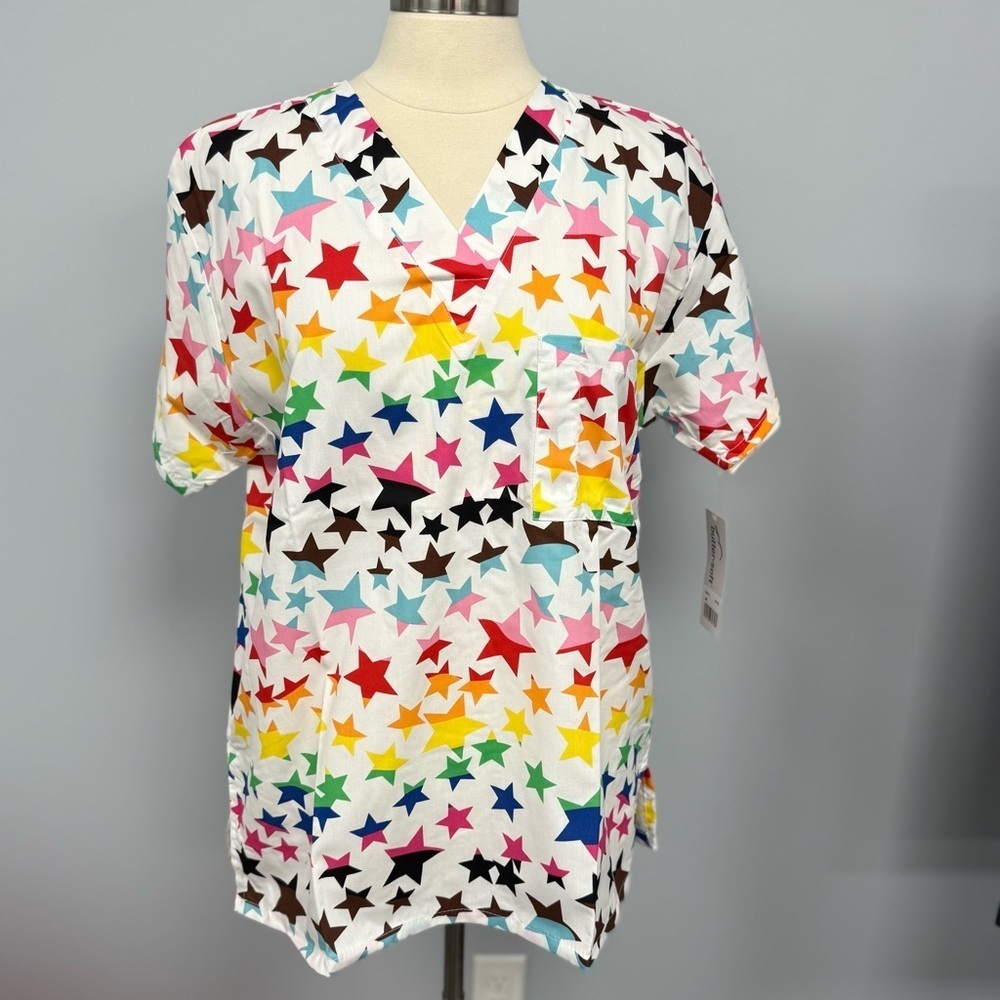 NWT Buttersoft Rainbow Stars Scrub Top Unisex M Cotton Scrubs Nurse CNA uniform